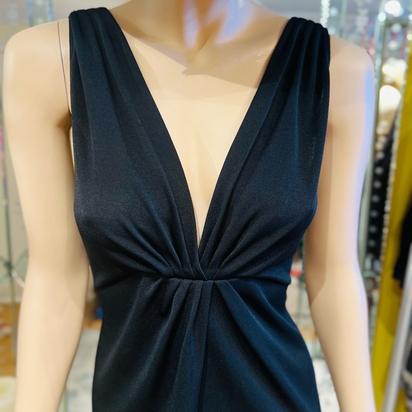 ULTRA OZBEK Made in Italy Midi V neck sleeveless little black dress size small - Picture 8 of 15